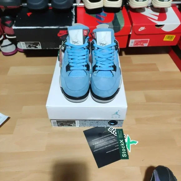 Jordan 4 Retro College Blue